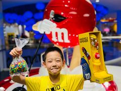 -m豆巧克力世界(上海世茂广场店)