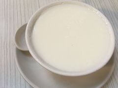 蛋白炖鲜牛奶-澳洲牛奶公司(佐敦店)