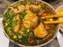 -肖肖酸萝卜鱼火锅(总店)