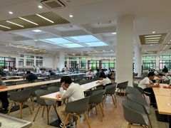 -进才中学食堂