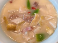 -甬妈妈湖畔里餐厅(唐山南湖旅游景区店)