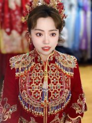 点击看大图 -爱伊人婚纱礼服美妆馆