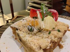-亮马河饭店翠雅咖啡厅