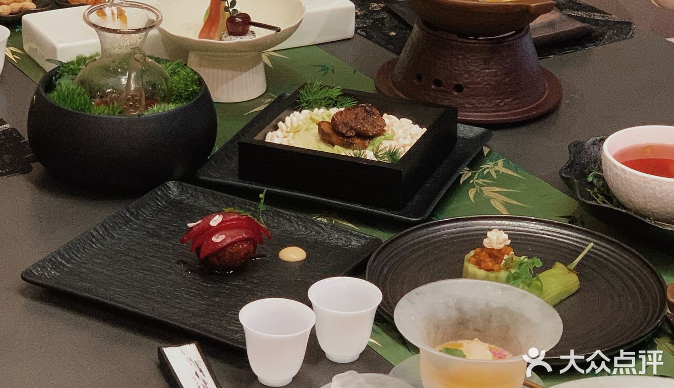 在杭州❗️这家店把每道菜都做成了艺术品🌸