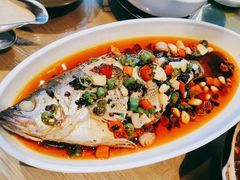 -山楂树融合菜餐厅