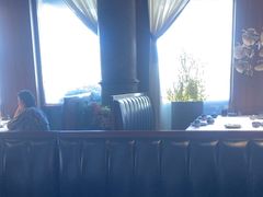 -八府香鸭·啫啫煲(华山路店)