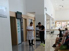 -大连何氏眼科医院