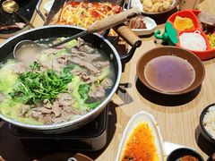 -川堂风·跷脚牛肉·乐山爆炒(宝山日月光店)