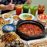 🍣无锡人!这家酸菜鱼店疯了吧!活鱼蹦着上桌