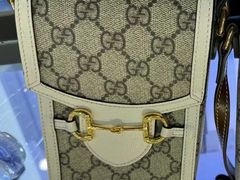 -小飞侠奢侈品回收 寄卖 养护(宝山宝龙广场店)