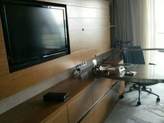 -上海滴水湖皇冠假日酒店