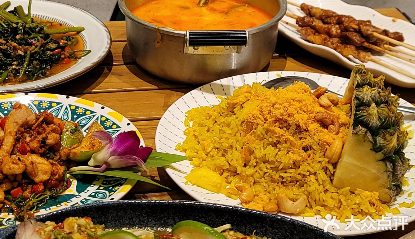 露营风餐厅吃冬阴功汤是怎么一个体验？