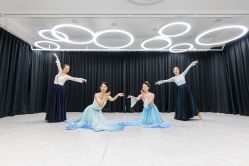 -深舞形体民族舞蹈工作室