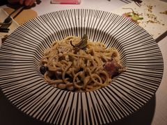 奶油蘑菇培根面-春树下·树屋花房西餐厅(罍街AS1980店)