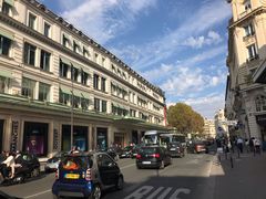 -乐蓬马歇百货公司(Rive Gauche)