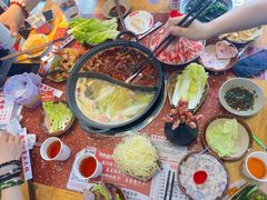 -赵美丽·重庆社区火锅·直营店(火车东站·中豪国际店)