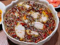 麻辣水煮鱼-肆海小川菜酒馆Wine Bistro (青年路店)