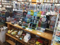 -晓风书屋(浙大紫金港店)