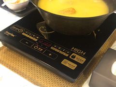 -鲜入围煮花胶鸡海鲜火锅