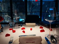 -弦月窗LUNETTE BY AMANDA(复兴路店)