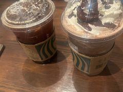 -星巴克臻选(南京金茂览秀城店)