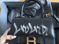 -小飞侠奢侈品回收 寄卖 养护(宝山宝龙广场店)