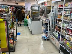 -全家便利店(杭州龙翔桥地铁站店)
