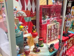 -泡泡玛特POPMART(上海环球港店)