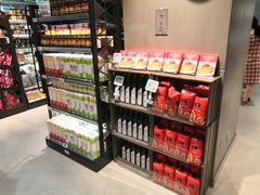 零售区-盒马鲜生(财富中心店)