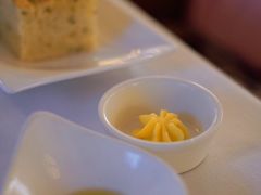 餐前面包配油醋-casamosaico卡萨马可意大利餐厅