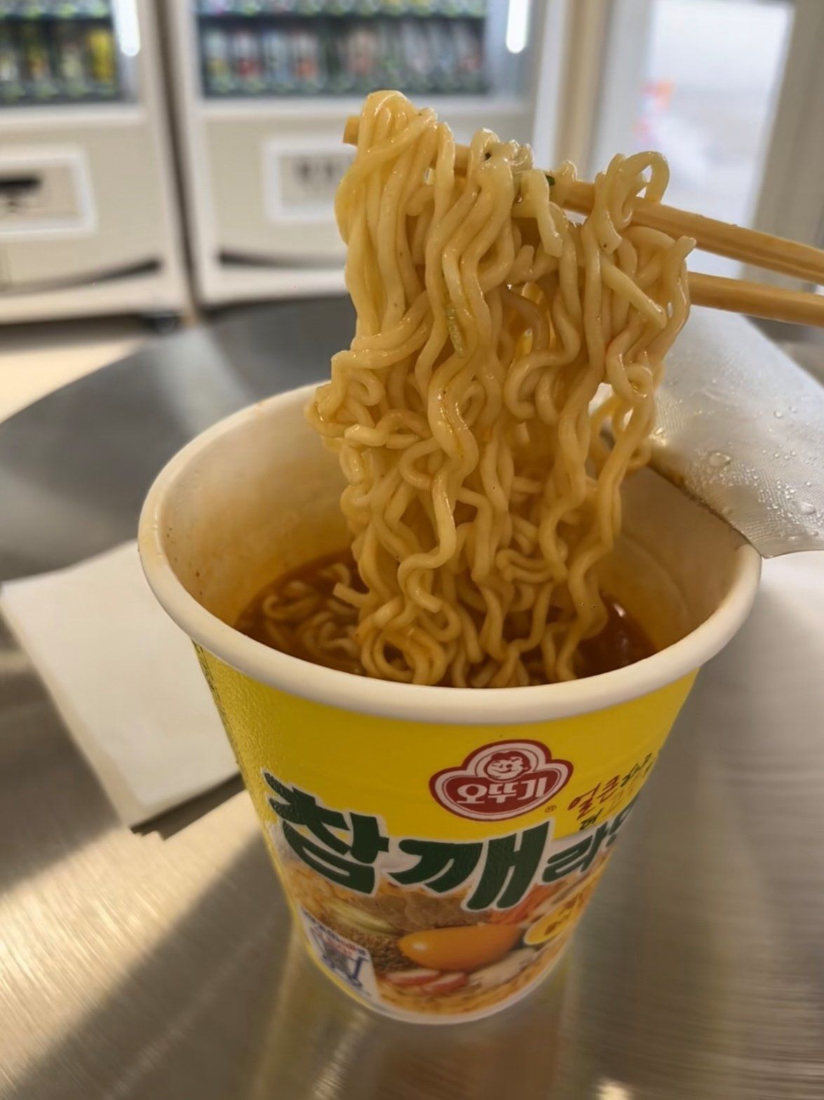 加班到深夜吃到热腾腾的泡面,那份滋味谁懂!