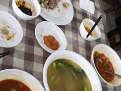 -青海特色美食小炒炕锅牦牛肉火锅