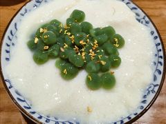 小青团冰豆花-李百蟹·江南蟹黄面·河景餐厅(夫子庙总店)