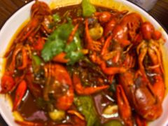 -虾弄弄海派小龙虾·牛羊蝎子火锅