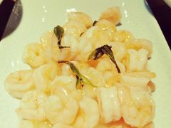 龙井虾仁-杭百味·大众精选杭帮菜(西湖音乐喷泉店)