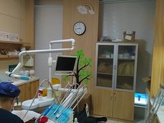 -上海仁爱医院口腔科 · 种植