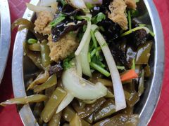 蒜香烤麸黑木耳-北京大学-燕南食堂