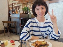 -东方红海鲜百汇(国际大厦店)