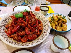 特色麻辣小龙虾-有位虾匠·粗粮土菜小馆(市北店)