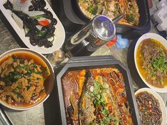 -巴特餐饮6加1音乐餐吧·新疆菜