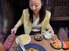 -贵厨酸汤牛肉(小十字店)