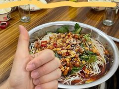 -周良天山牛杂城(天山路总店)