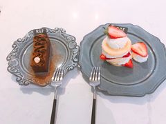 -RGF(巨鹿路店)