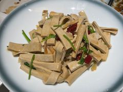 老济南豆腐皮-梅飞酒家(名辉豪庭店)