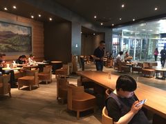 -星巴克臻选(周浦万达店)