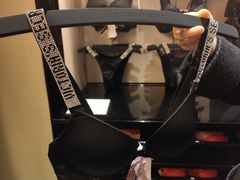 -Victoria's Secret(杭州湖滨银泰in77店)