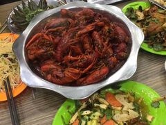 -九喜龙虾(凤城六路直营店)