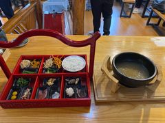 -勺子米线·云南传统小吃市集(四方街店)