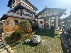 -金孔雀温泉旅游度假村