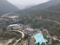 -十万大山布透温泉